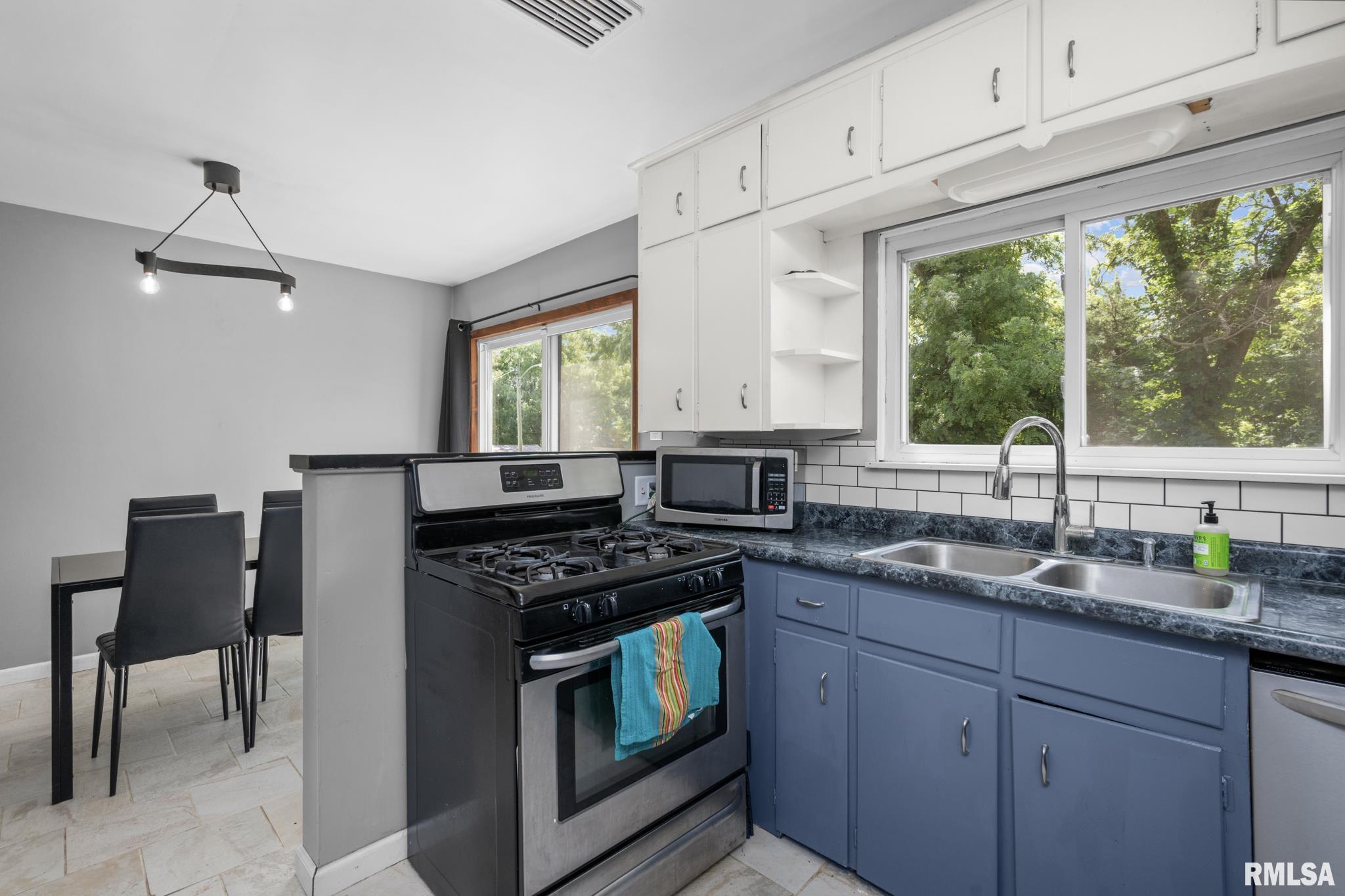 3003 Telegraph Road Davenport, IA 52804 - Photo 16 of 23 Gallery Image 16