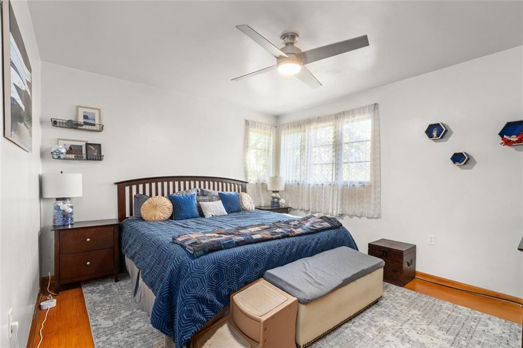 357 Churchill Road Pittsburgh, PA 15235 - Photo 19 of 28 a bedroom with a bed and a window