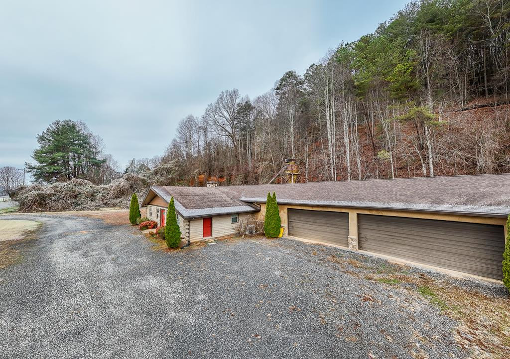 6785 Airport Road Andrews, NC 28901 - Photo 31 of 37