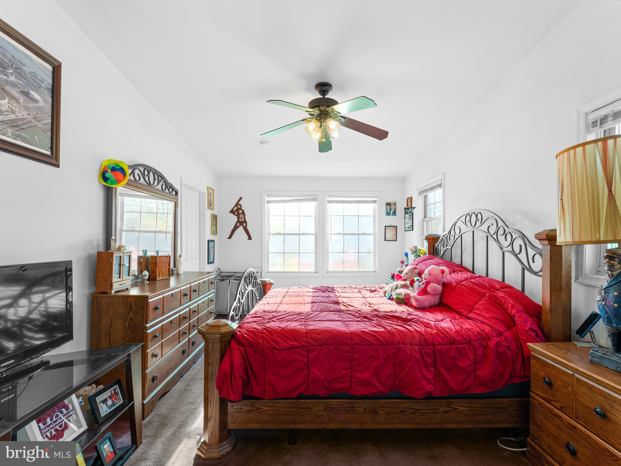 37 Canoebirch Road Levittown, PA 19057 - Photo 13 of 38 Primary Bedroom