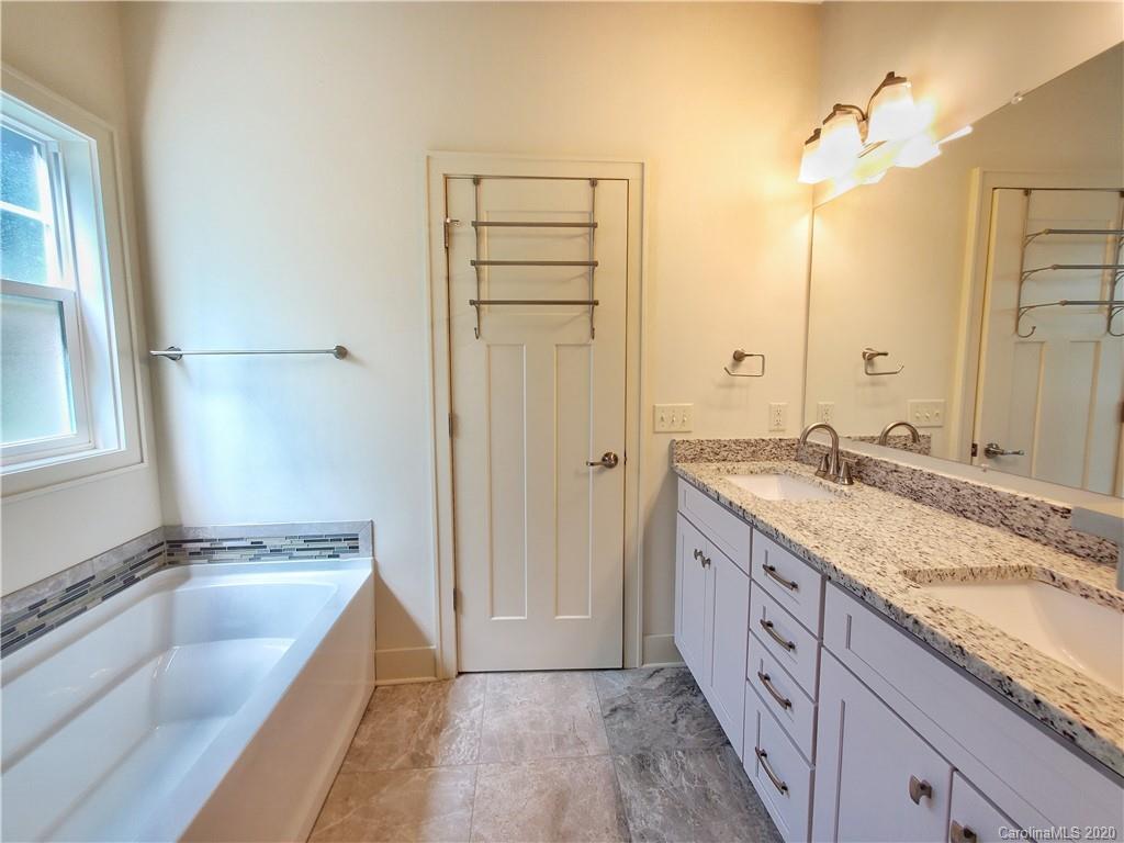 131 White Oak Rd Extension Arden, NC 28704 - Photo 17 of 30 Gallery Image 17