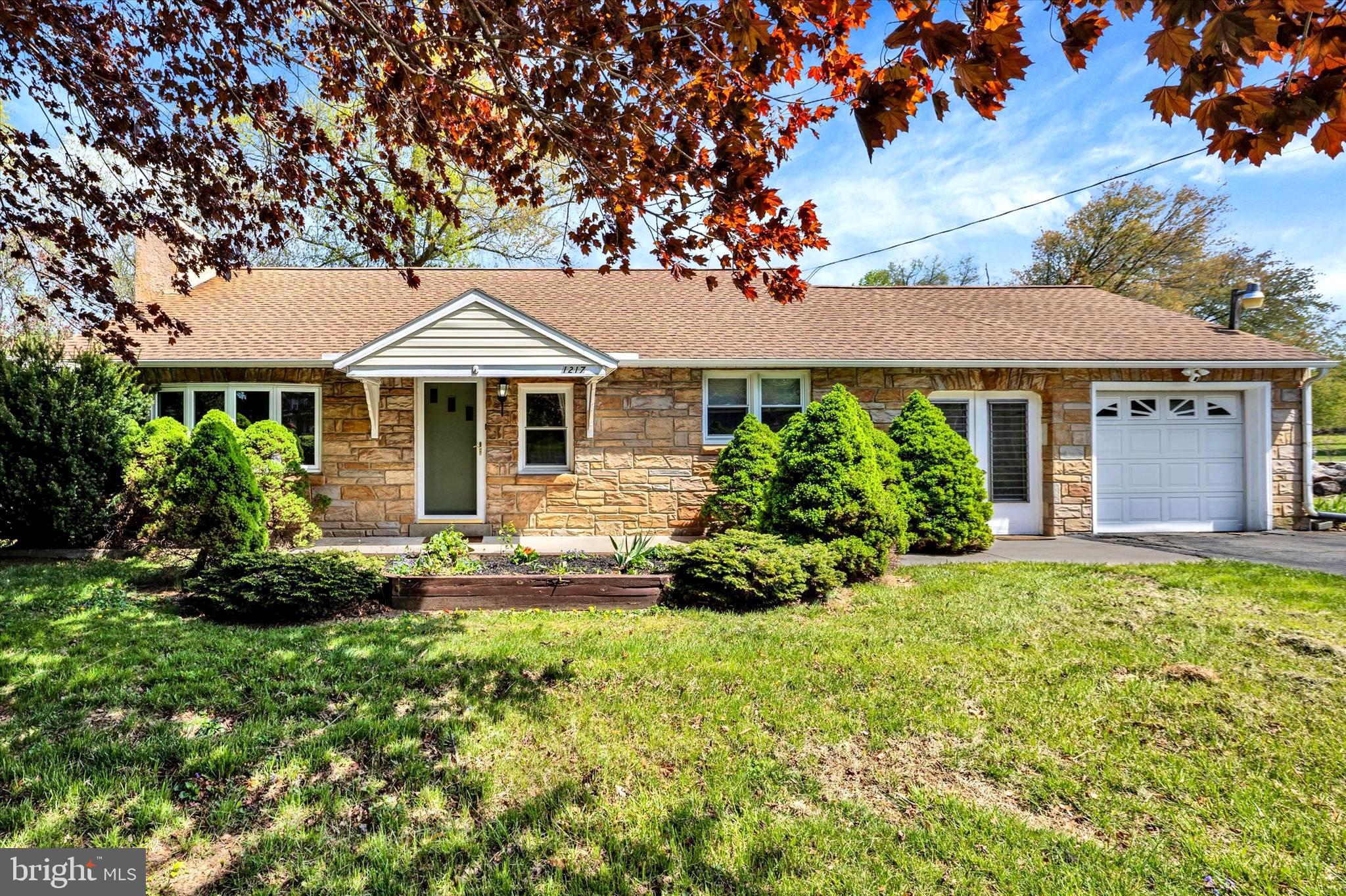 1217 Caln Meetinghouse Road Coatesville, PA 19320 - Photo 2 of 30