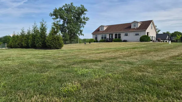 $750,000 | 4702 County Road 68, Spencerville, IN 46788