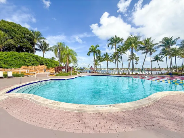 $499,000 | 10720 Northwest 66th Street, Unit 205, Doral, FL 33178