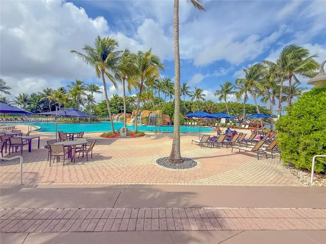 $499,000 | 10720 Northwest 66th Street, Unit 205, Doral, FL 33178