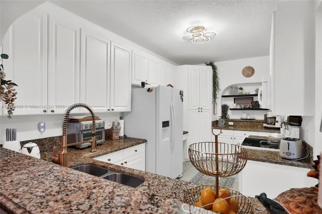 $499,000 | 10720 Northwest 66th Street, Unit 205, Doral, FL 33178