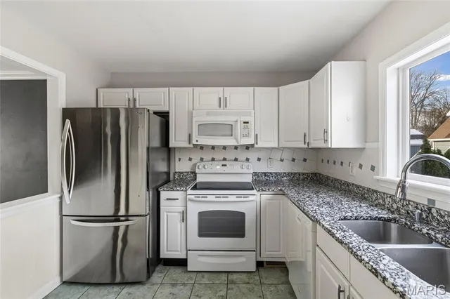 $212,900 | 835 North Forest Avenue, Webster Groves, MO 63119