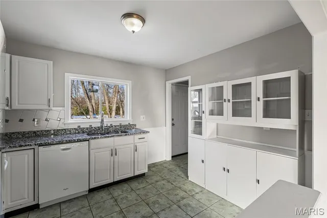 $212,900 | 835 North Forest Avenue, Webster Groves, MO 63119