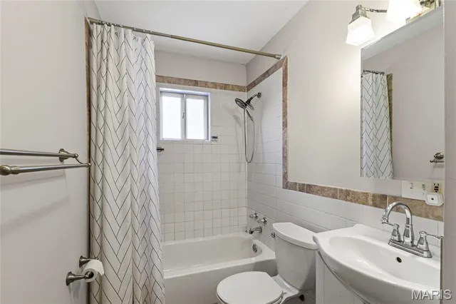 $212,900 | 835 North Forest Avenue, Webster Groves, MO 63119