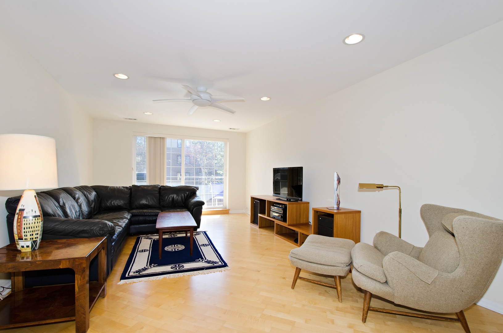 3500 Church Street, Unit 211 Evanston, IL 60203 - Photo 2 of 13