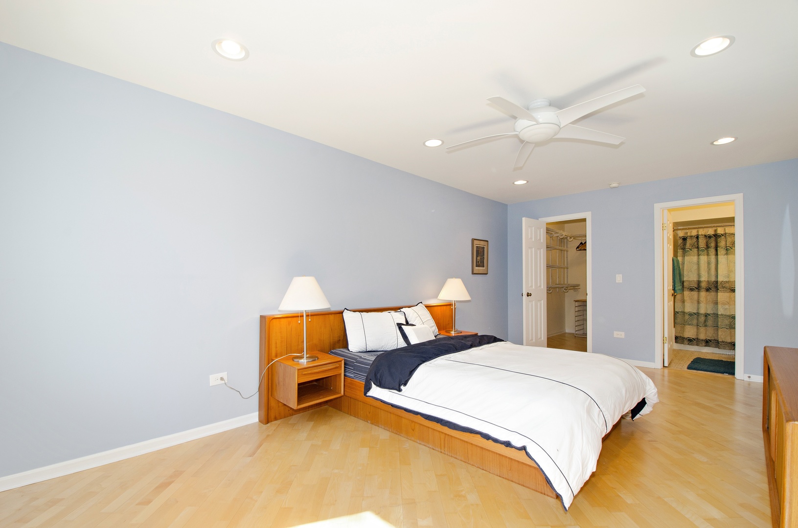 3500 Church Street, Unit 211 Evanston, IL 60203 - Photo 7 of 13