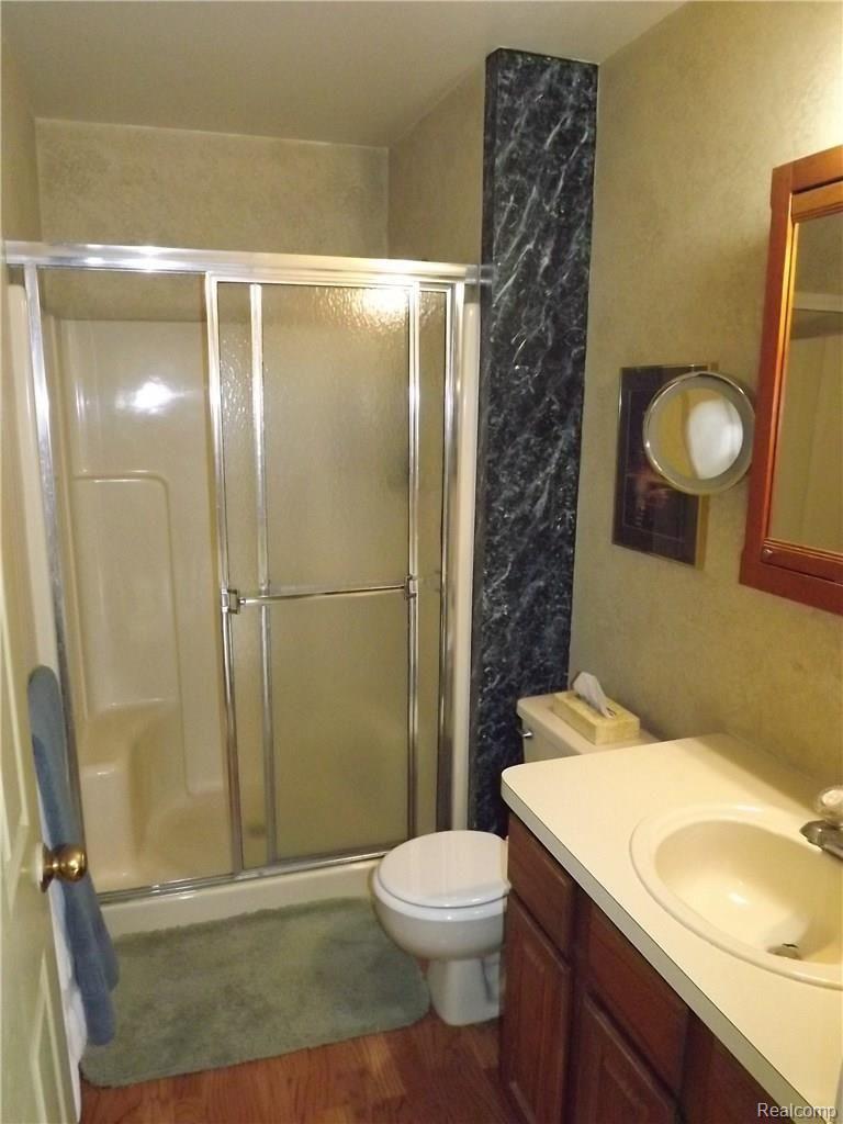 631 Whitney Drive Rochester, MI 48307 - Photo 12 of 14 015.JPG