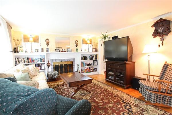 4 Dayton Road Wilmington, MA 01887 - Photo 3 of 15 Gallery Image 3