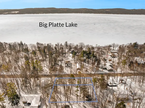 $125,000 | 102-104 Poplar Avenue, Honor, MI 49640