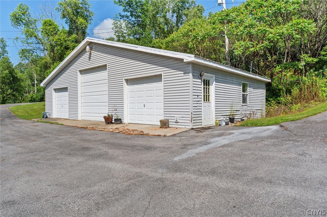 5550 Huntington Camp Road Eaton, NY 13334 - Photo 26 of 32 Garage