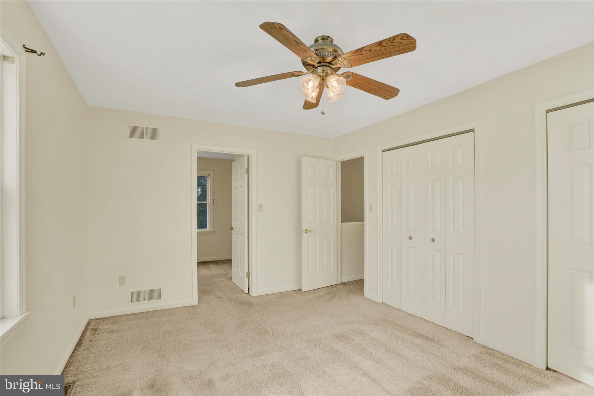 7 Jean Lo Way York, PA 17406 - Photo 14 of 27