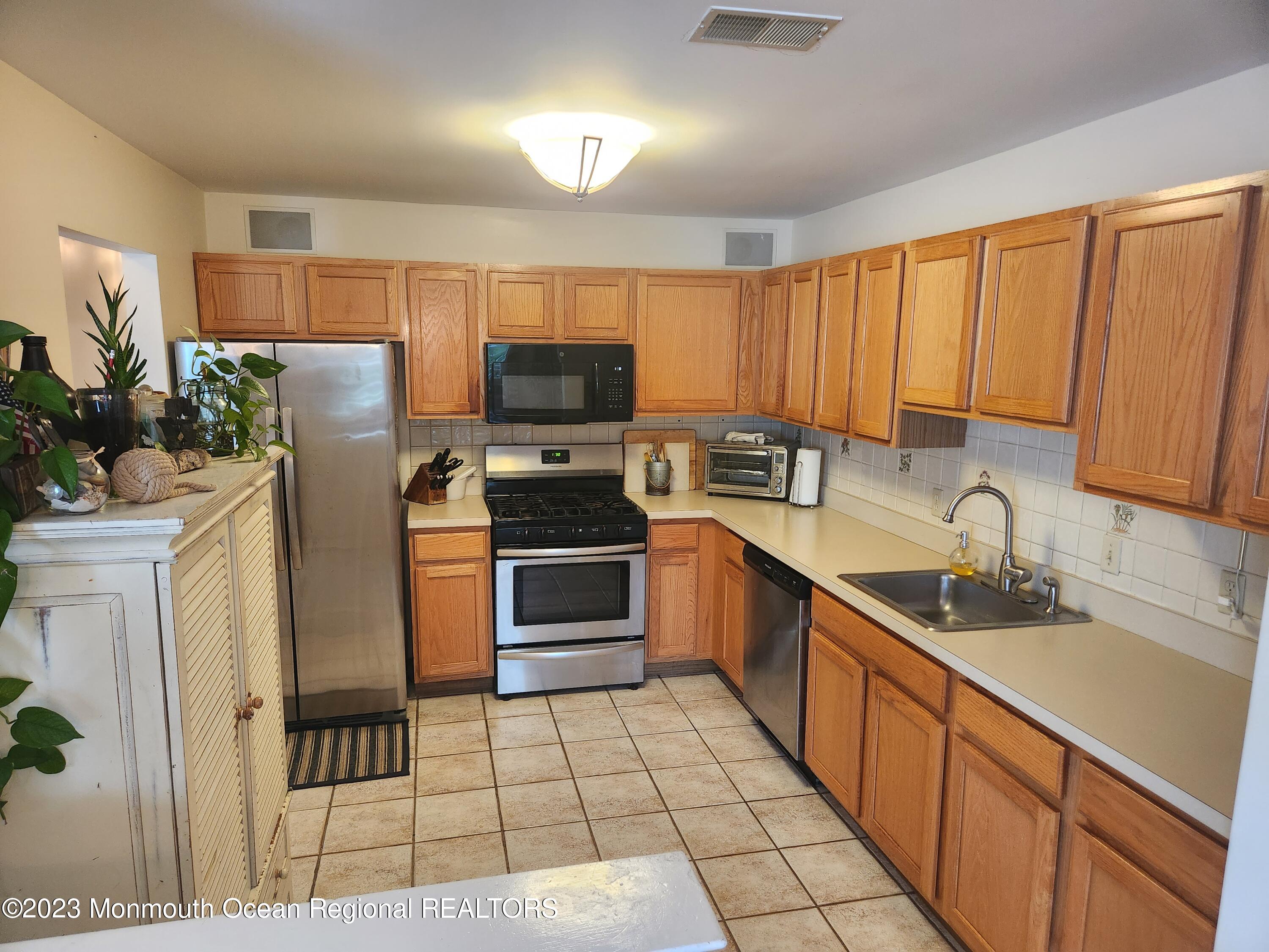 390 Deuce Drive Wall, NJ 07719 - Photo 5 of 14 20230604_122942