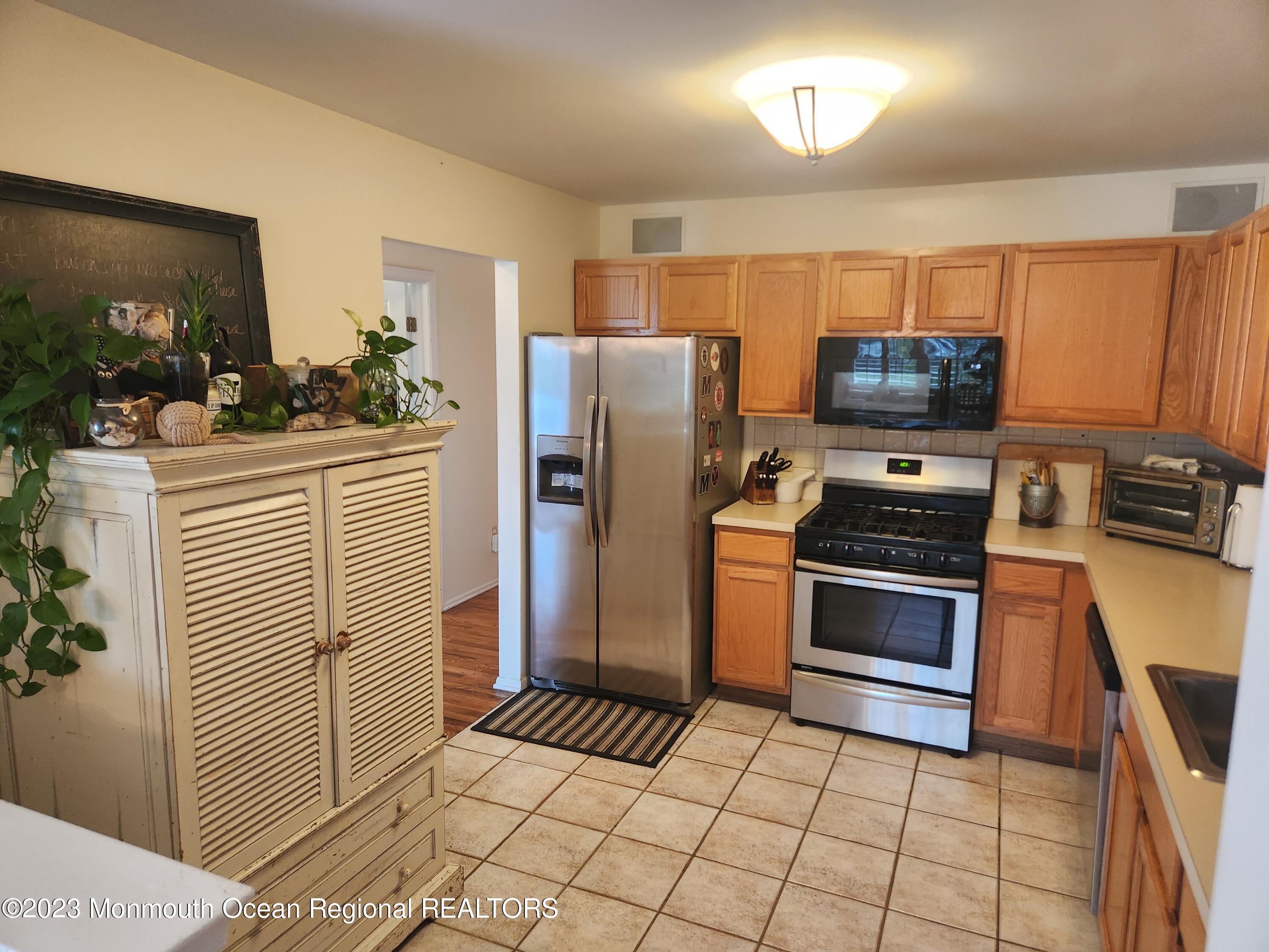 390 Deuce Drive Wall, NJ 07719 - Photo 6 of 14 20230604_122949