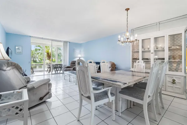 $235,000 | 1024 Southeast 5th Avenue, Unit 107, Dania Beach, FL 33004