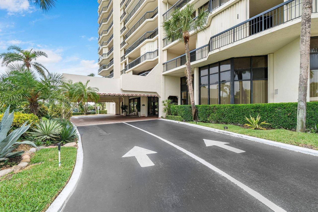 1900 Consulate Place, Unit 2104 West Palm Beach, FL 33401 - Photo 40 of 72 a view of a building with a street