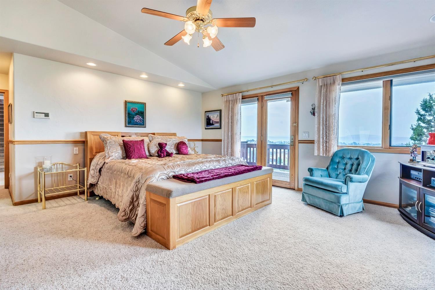 3194 Northeast Yellowpine Road Prineville, OR 97754 - Photo 14 of 25 Additional Photo