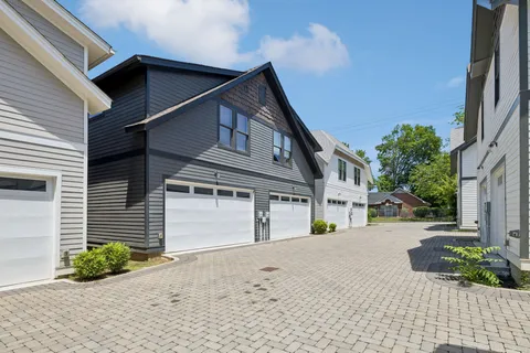 $559,000 | 858 Seymour Avenue, Nashville, TN 37206