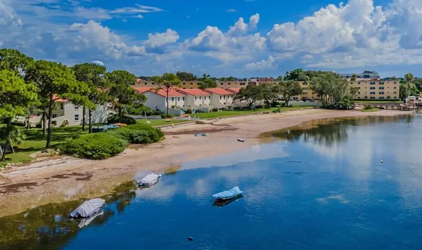 $500,000 | 2700 Bayshore Boulevard, Unit 525, Dunedin, FL 34698