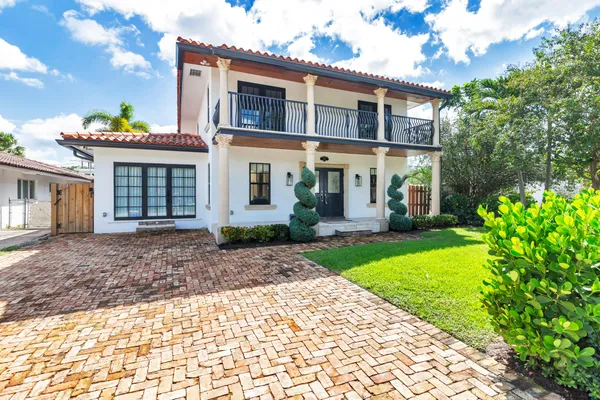 $3,100,000 | 254 9th Street, West Palm Beach, FL 33401