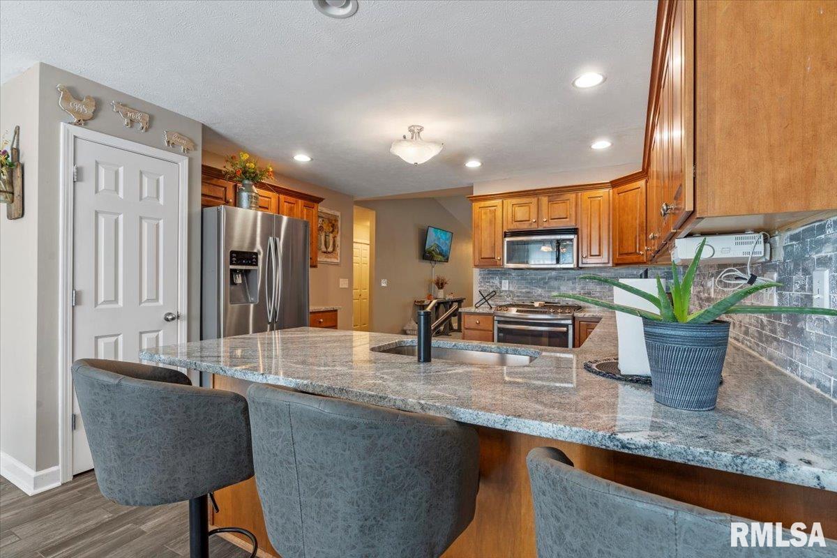 2705 Buckskin Trail Springfield, IL 62711 - Photo 13 of 36