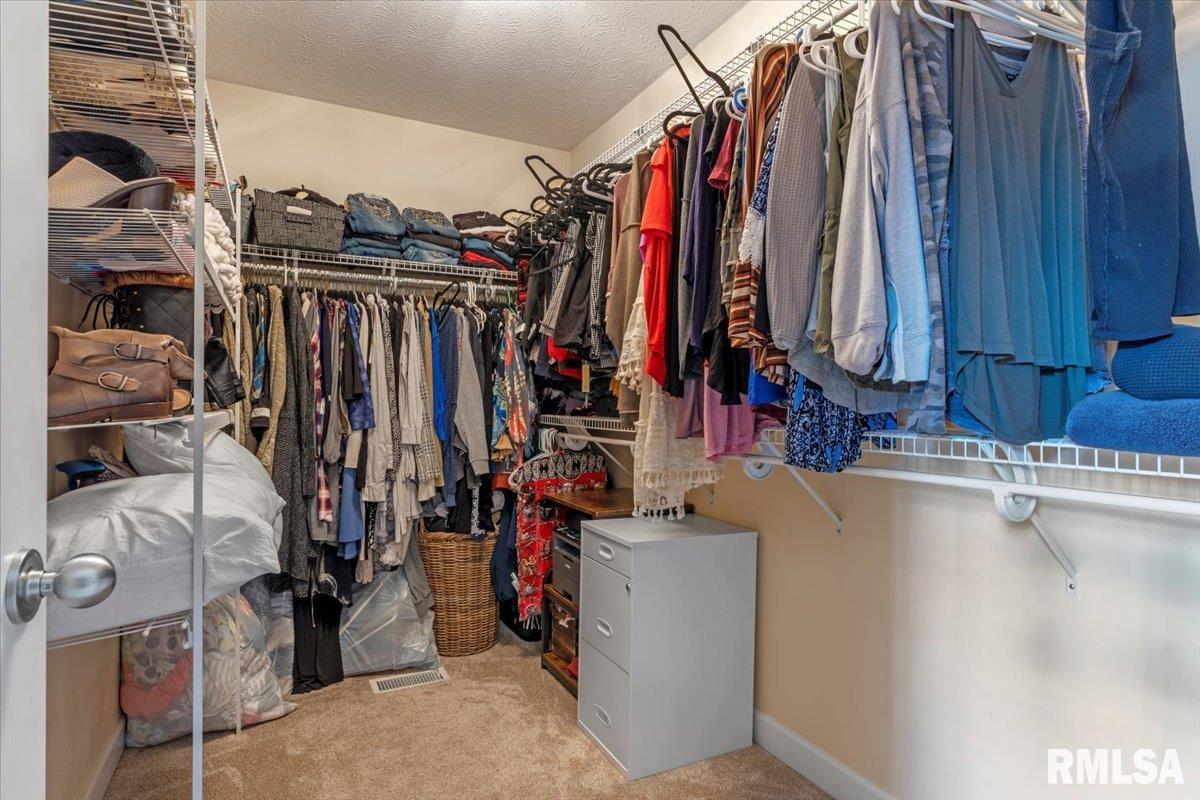 2705 Buckskin Trail Springfield, IL 62711 - Photo 22 of 36