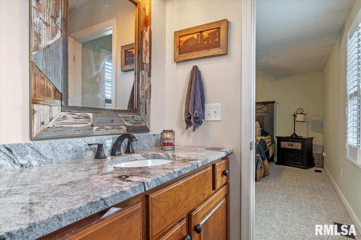 2705 Buckskin Trail Springfield, IL 62711 - Photo 23 of 36