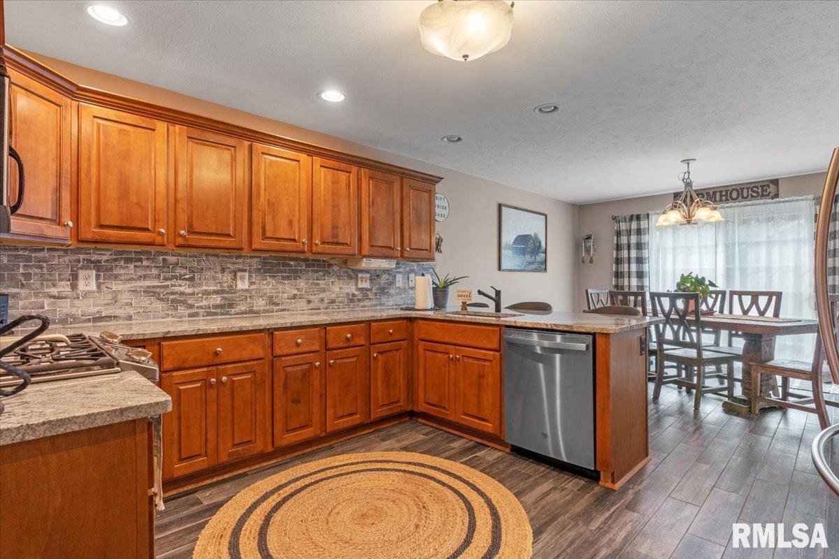 2705 Buckskin Trail Springfield, IL 62711 - Photo 10 of 36