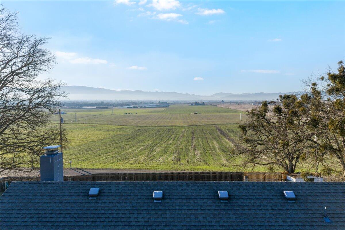 5942 Foothill Road Central Point, OR 97502 - Photo 37 of 37 37-DJI_20260116154119_0045_D