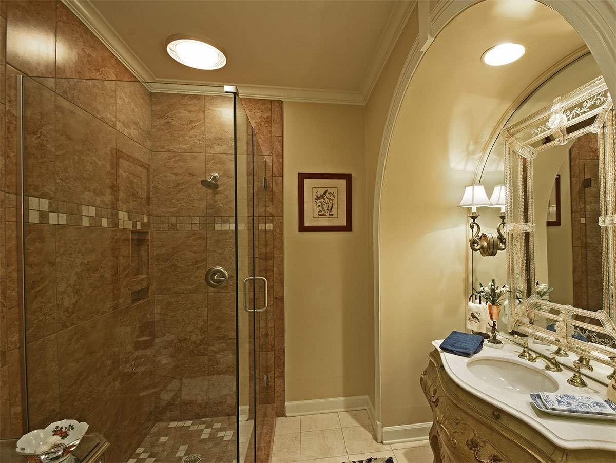 2764 Johnson Road Germantown, TN 38139 - Photo 14 of 25 Though all the baths have been renovated, all have retained the overall character and charm of the home.