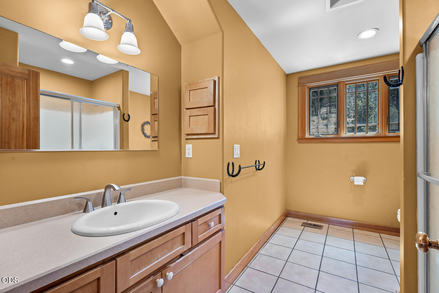 70090 McKenzie Canyon Road Sisters, OR 97759 - Photo 17 of 58