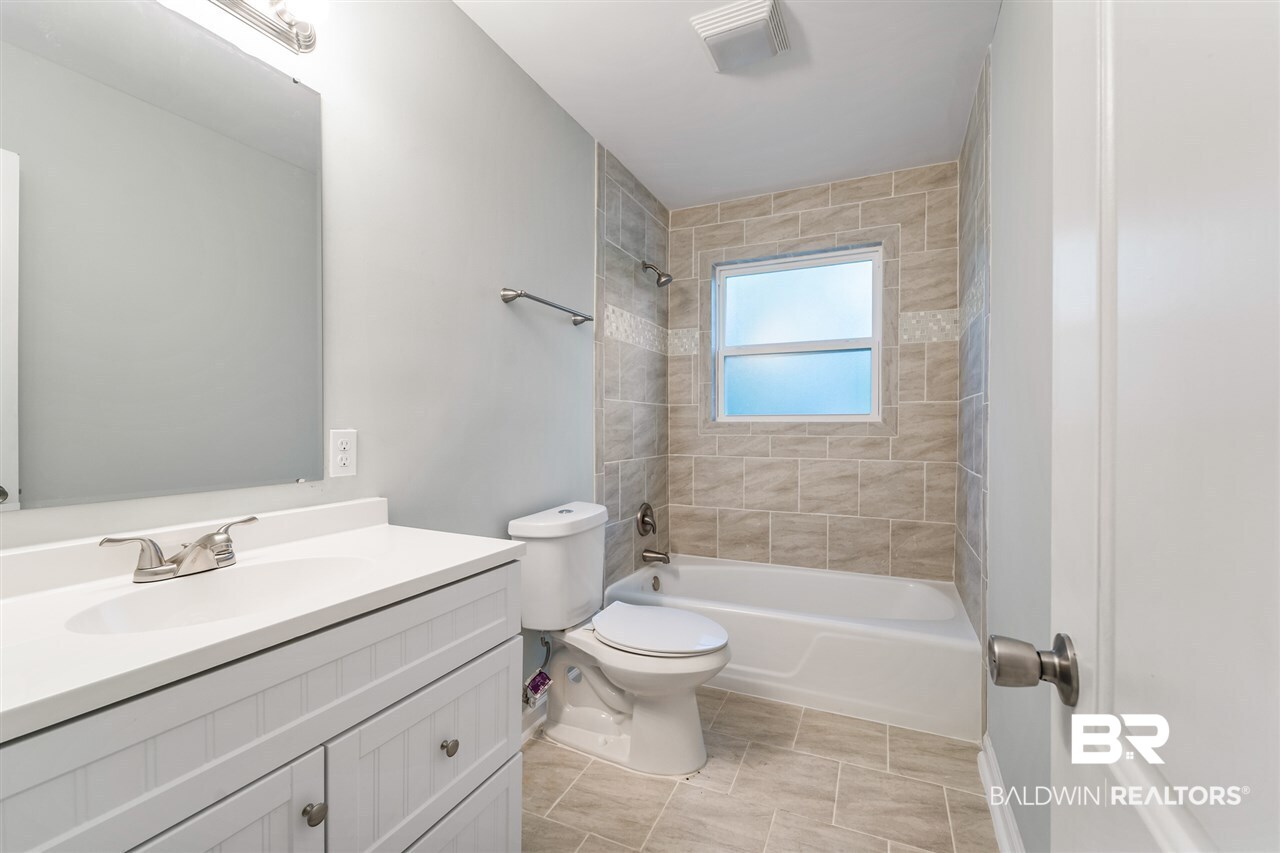 5013 Brookfield Drive North Mobile, AL 36693 - Photo 14 of 19