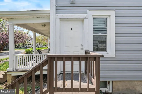 $1,394 | 803 Wolfe Street, Unit A, Fredericksburg, VA 22401