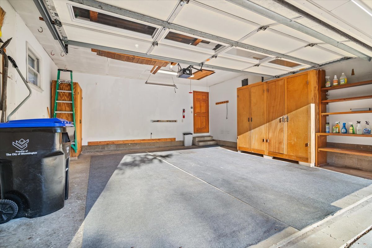 206 Imperial Drive Bloomington, IL 61701 - Photo 32 of 37 a view of small space