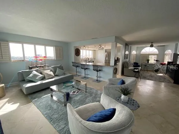 $3,200 | 610 Island Way, Unit 608, Clearwater Beach, FL 33767