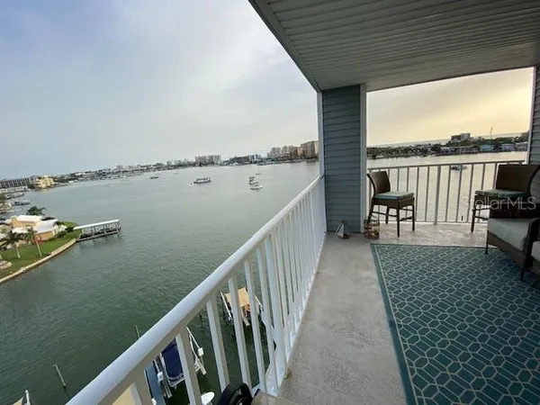 $3,200 | 610 Island Way, Unit 608, Clearwater Beach, FL 33767