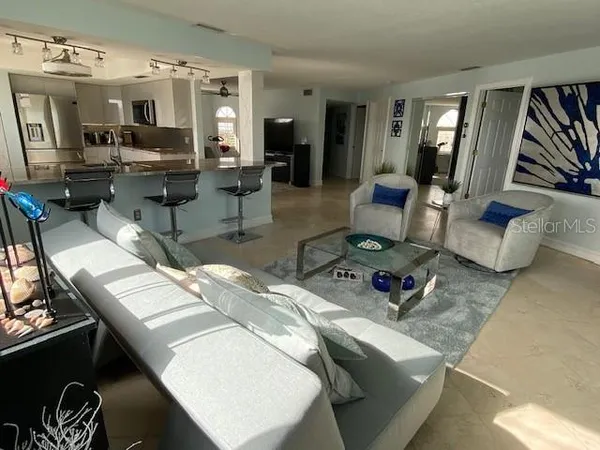 $3,200 | 610 Island Way, Unit 608, Clearwater Beach, FL 33767