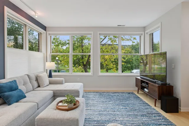 $450,000 | 471 North Sibley Street, Unit 471, St. Paul, MN 55101