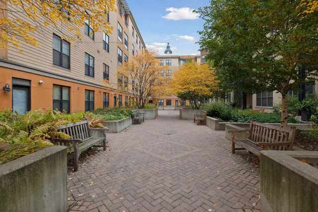 $450,000 | 471 North Sibley Street, Unit 471, St. Paul, MN 55101