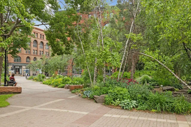 $450,000 | 471 North Sibley Street, Unit 471, St. Paul, MN 55101