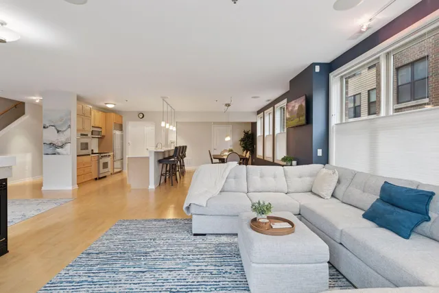 $450,000 | 471 North Sibley Street, Unit 471, St. Paul, MN 55101