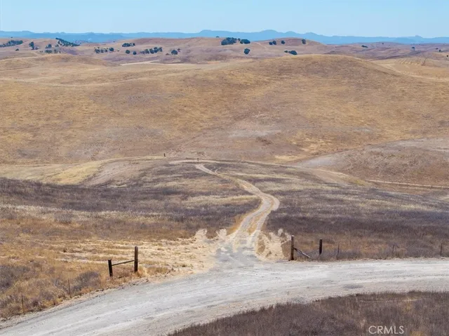 $870,000 | 75463 Ranchita Avenue, San Miguel, CA 93451