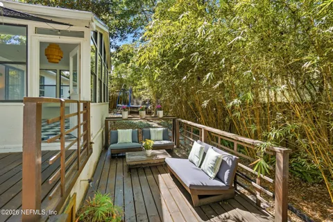 $1,090,000 | 355 19th Street, Atlantic Beach, FL 32233