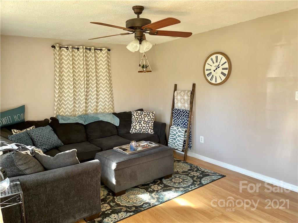 1206 Stephens Street Conover, NC 28613 - Photo 7 of 25 Gallery Image 7