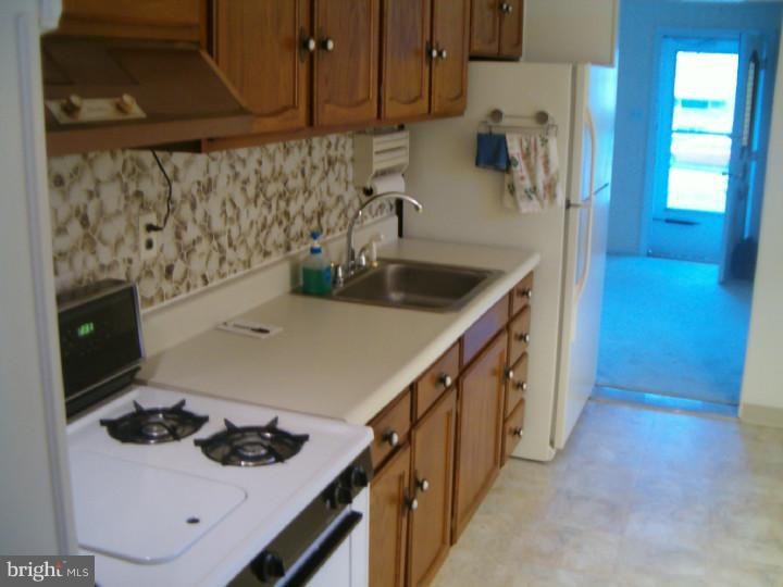 3124 Welsh Road Philadelphia, PA 19136 - Photo 15 of 20 Kitchen