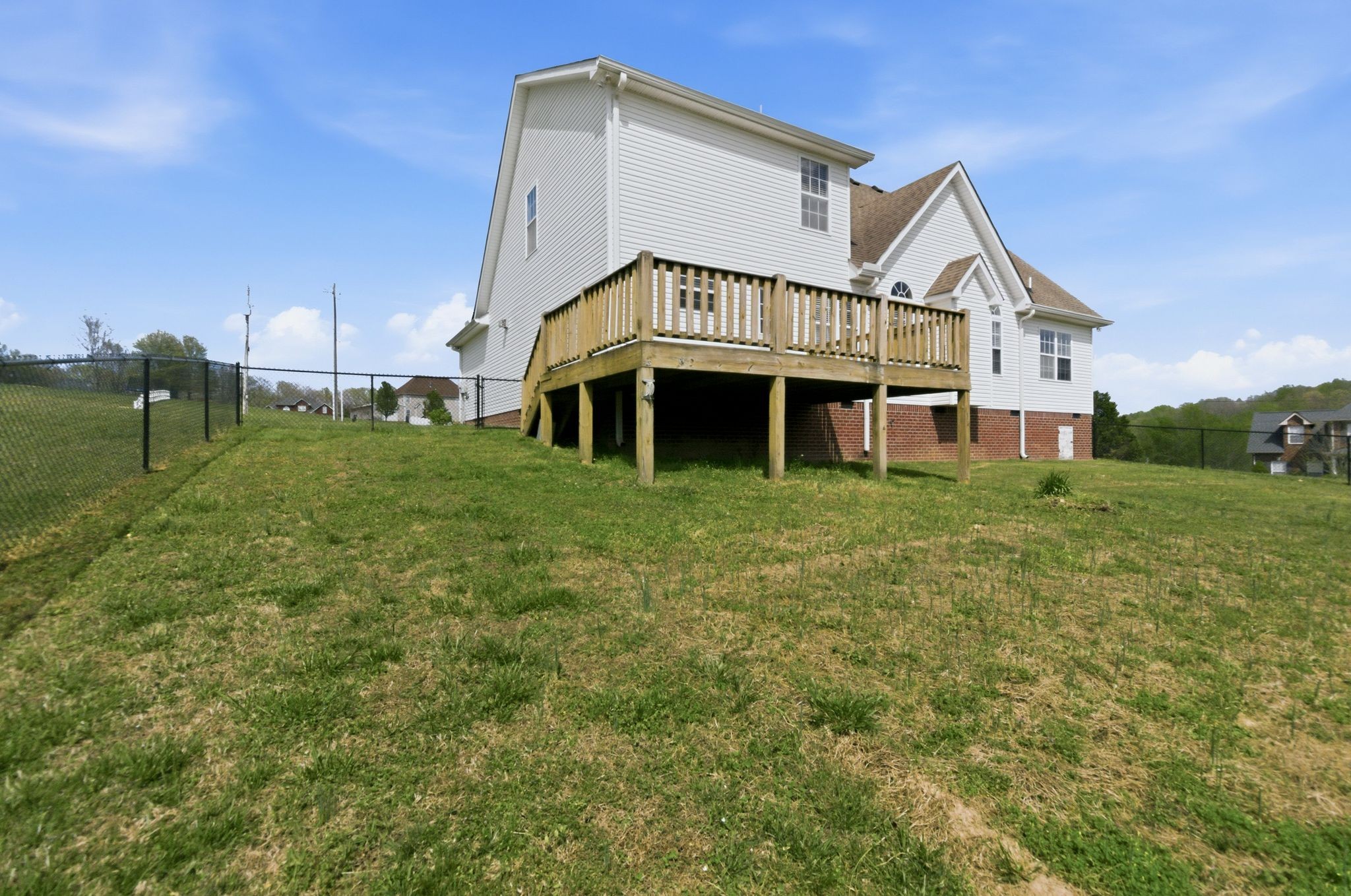 163 Lena Loop Burns, TN 37029 - Photo 10 of 64